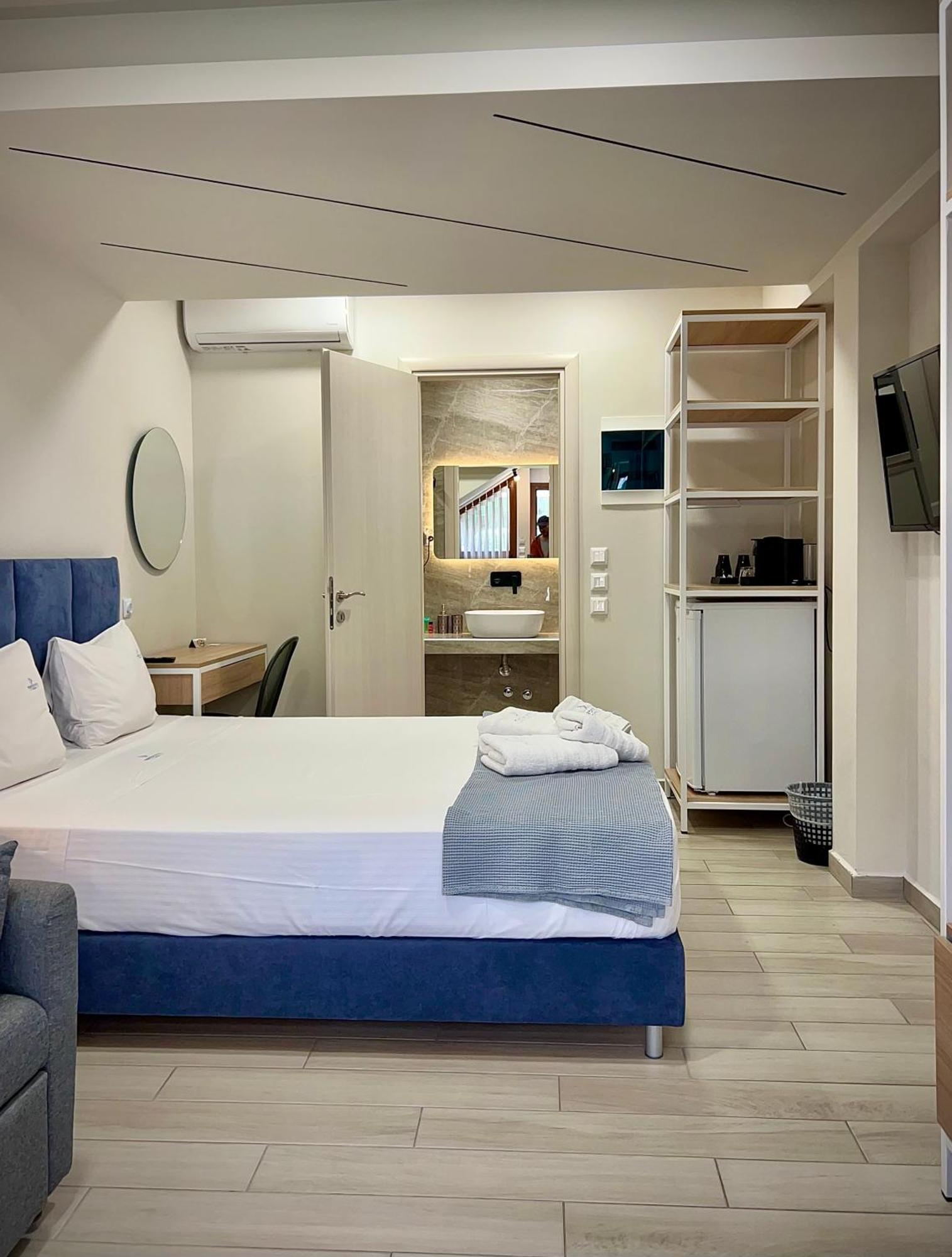 Porto Portes Suites Неа-Потідея Екстер'єр фото