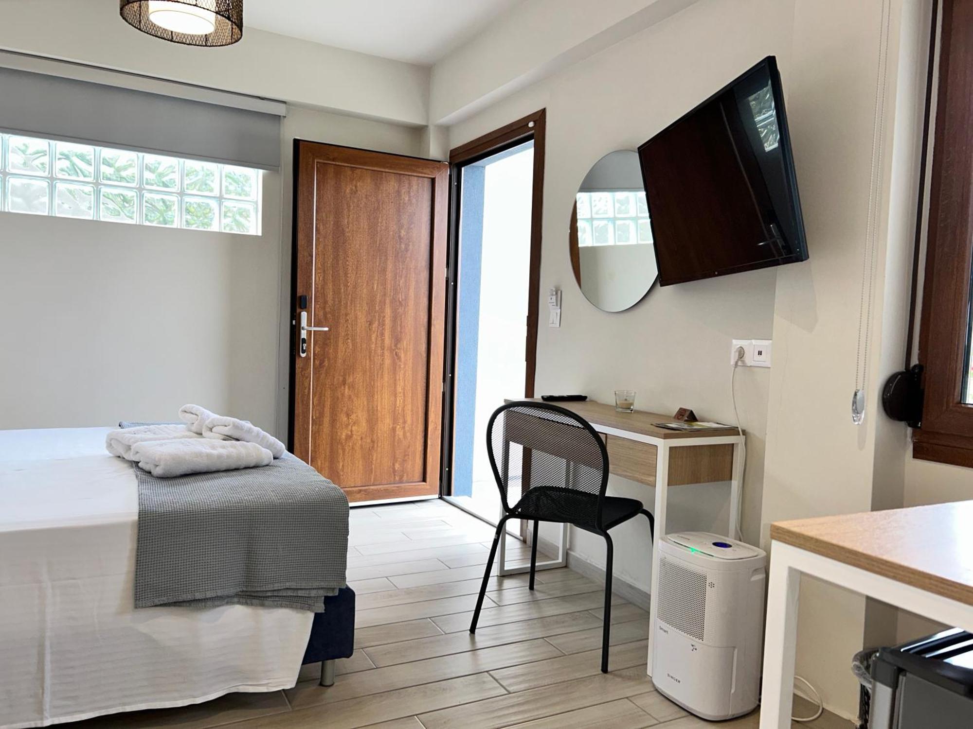 Porto Portes Suites Неа-Потідея Екстер'єр фото